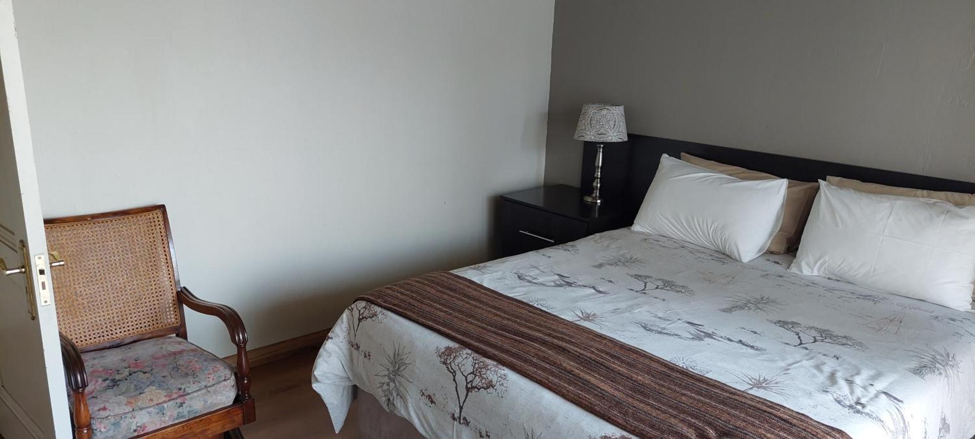 12 On Vaal Drive Guesthouse Vanderbijlpark Εξωτερικό φωτογραφία